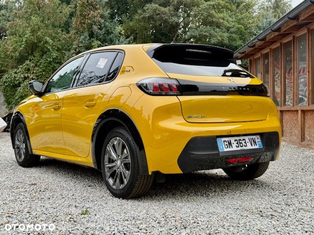 Peugeot 208 e-208 50kWh Style - 3