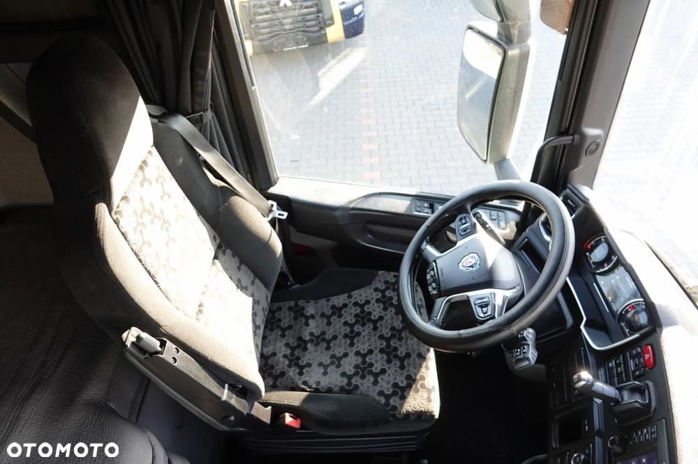 Scania R 450 / RETARDER / KLIMA POSTOJOWA / CAŁA NA PODUSZKACH / ALUSY / OPONY 100 % / SPROWADZONA / PO KONTRAKCIE SERWISOWYM - 27