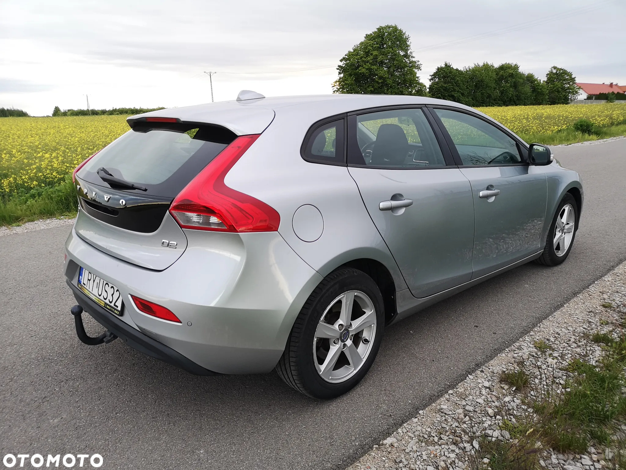 Volvo V40 - 25