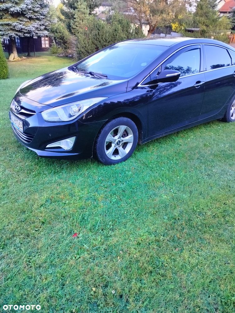 Hyundai I40