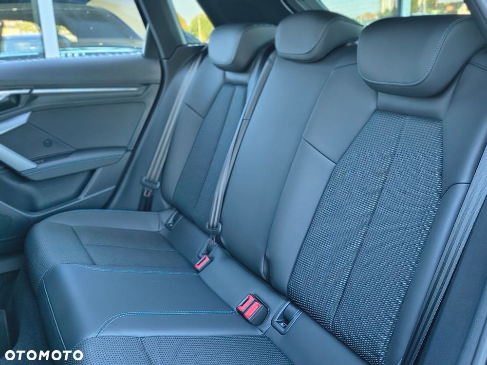 Audi A3 Sportback 35 TFSI mHEV S Line S tronic - 20
