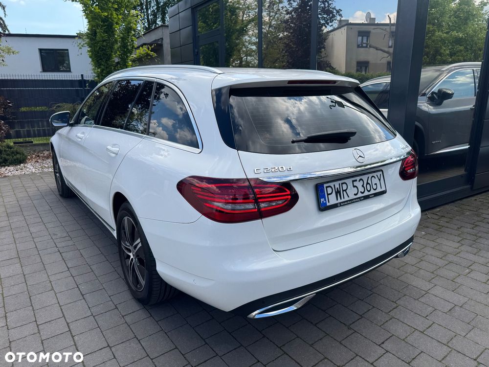 Mercedes-Benz Klasa C 220 d 4Matic 9G-TRONIC Avantgarde - 11