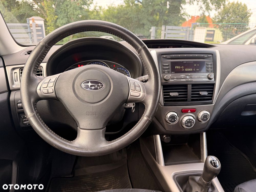Subaru Forester 2.0 XA TRE - 23