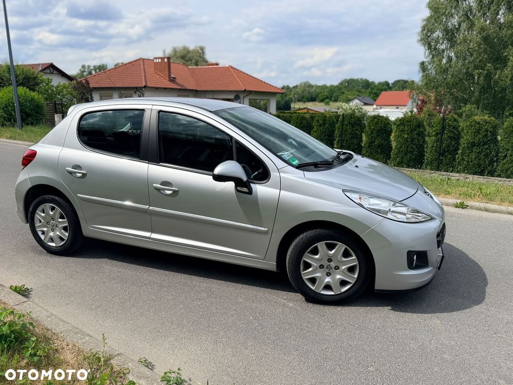 Peugeot 207 - 2