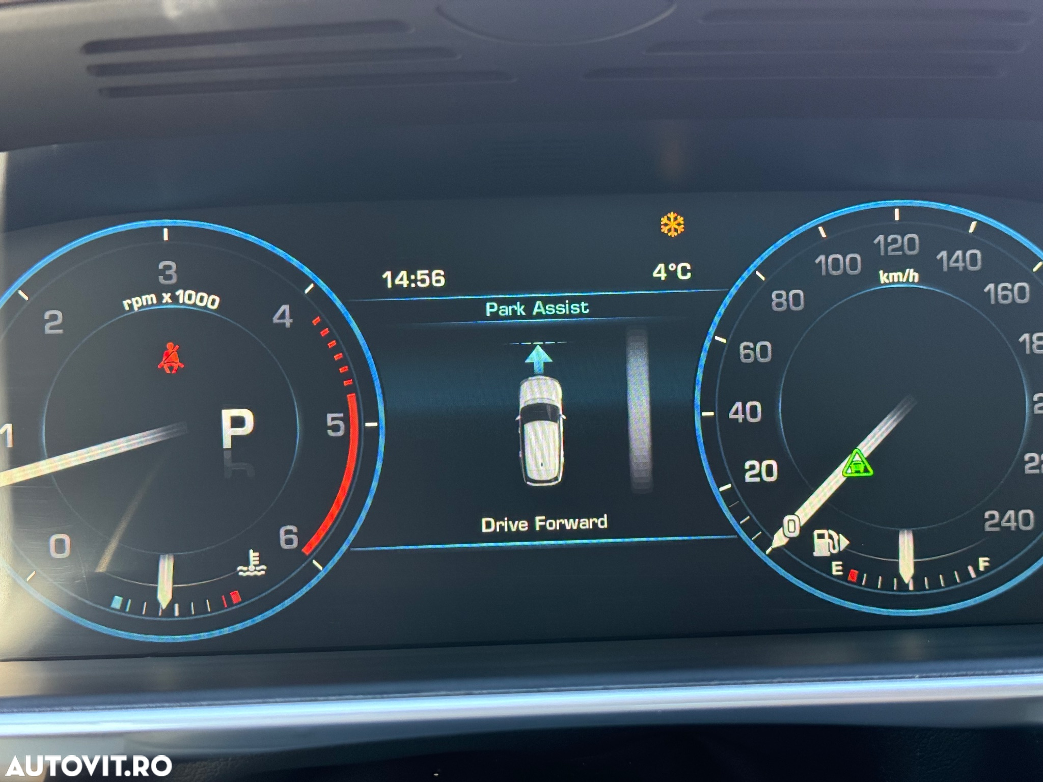 Land Rover Range Rover 3.0 I TDV6 Autobiography - 12