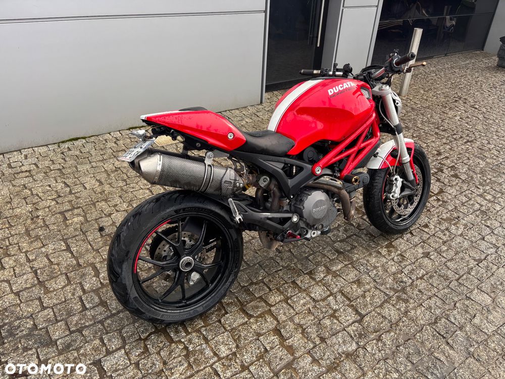 Ducati Monster - 8