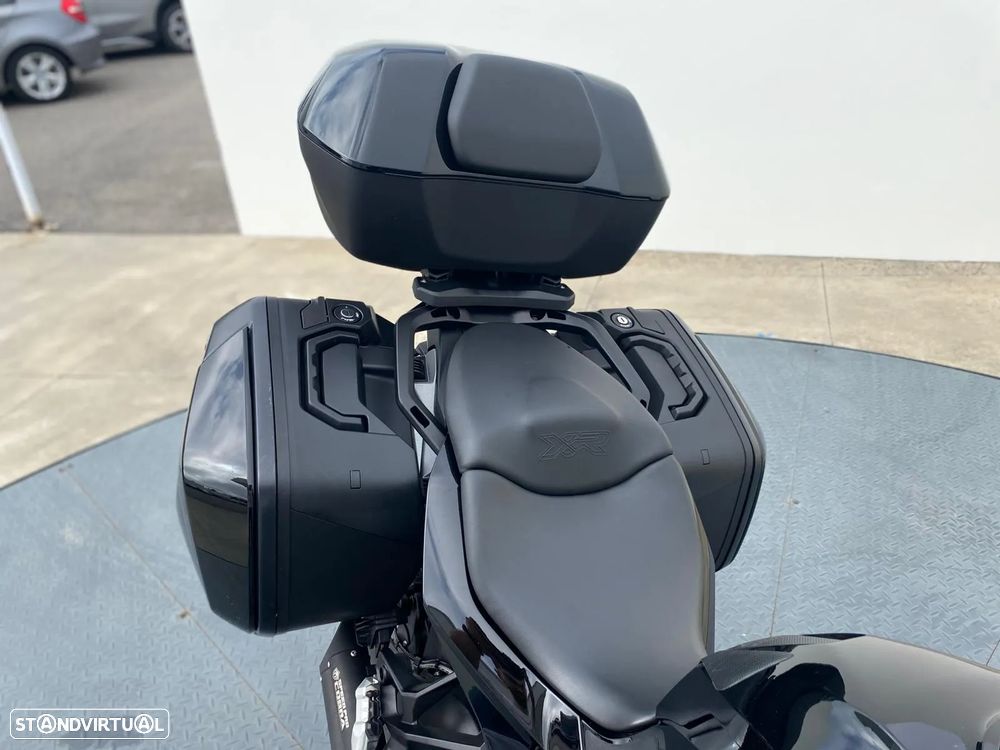 BMW S 1000 XR Triple Black - 6