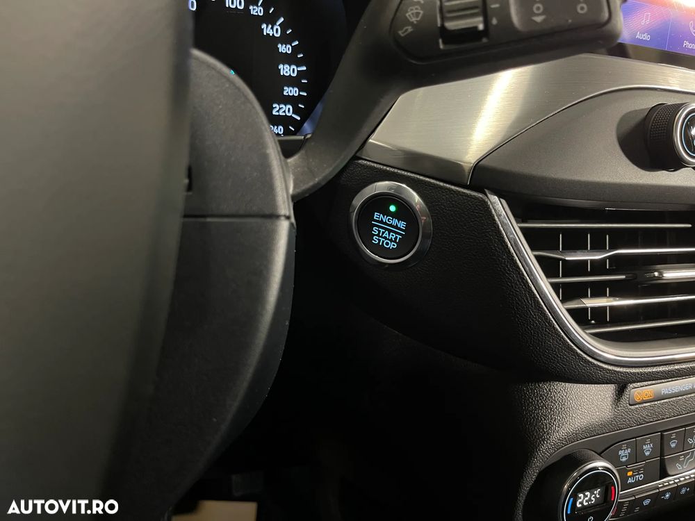 Ford Focus 1.0 EcoBoost MHEV Titanium - 21