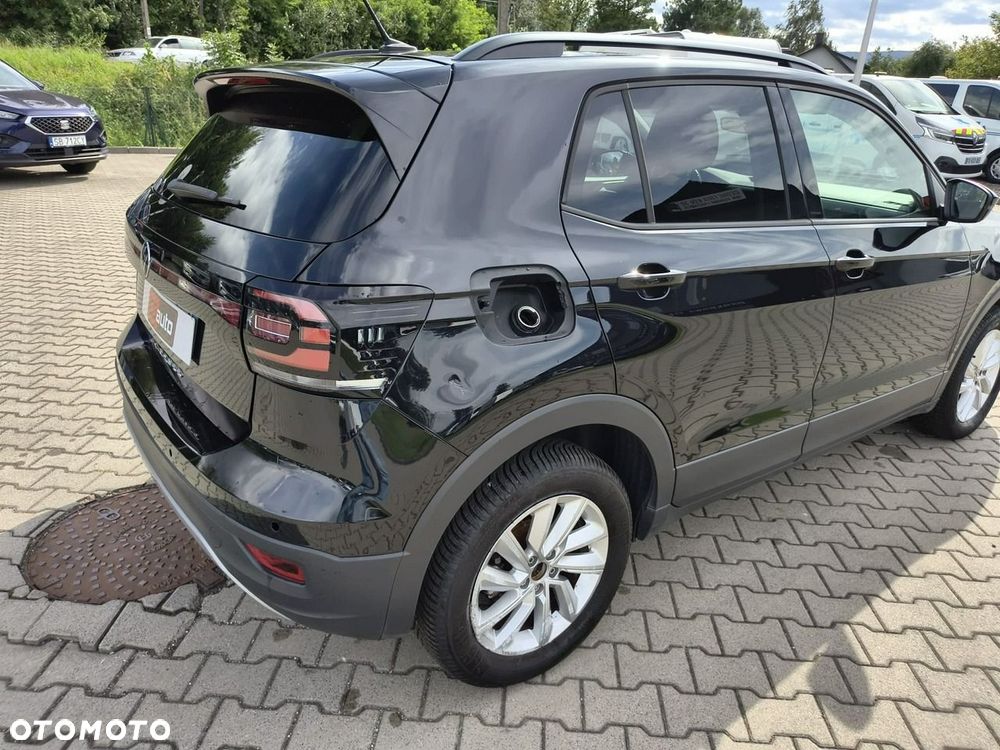 Volkswagen T-Cross - 21