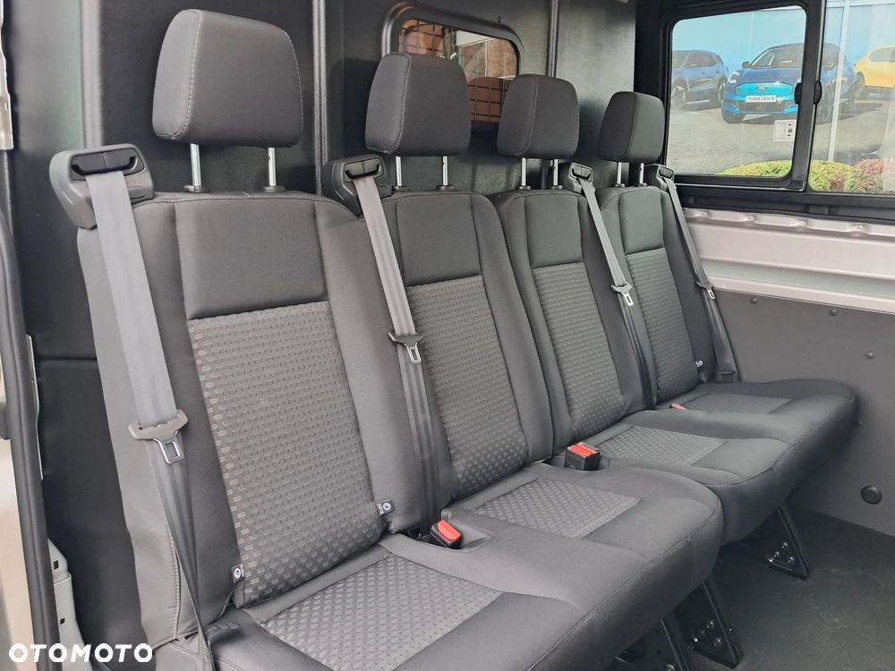 Ford Transit - 23