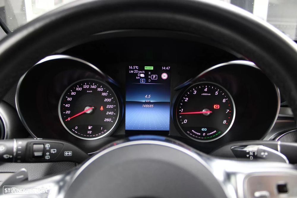 Mercedes-Benz GLC 300 e 4Matic - 28