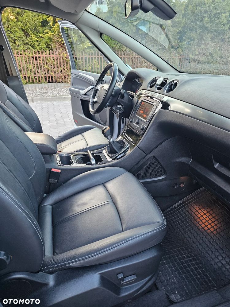 Ford S-Max 2.0 TDCi DPF Titanium - 12