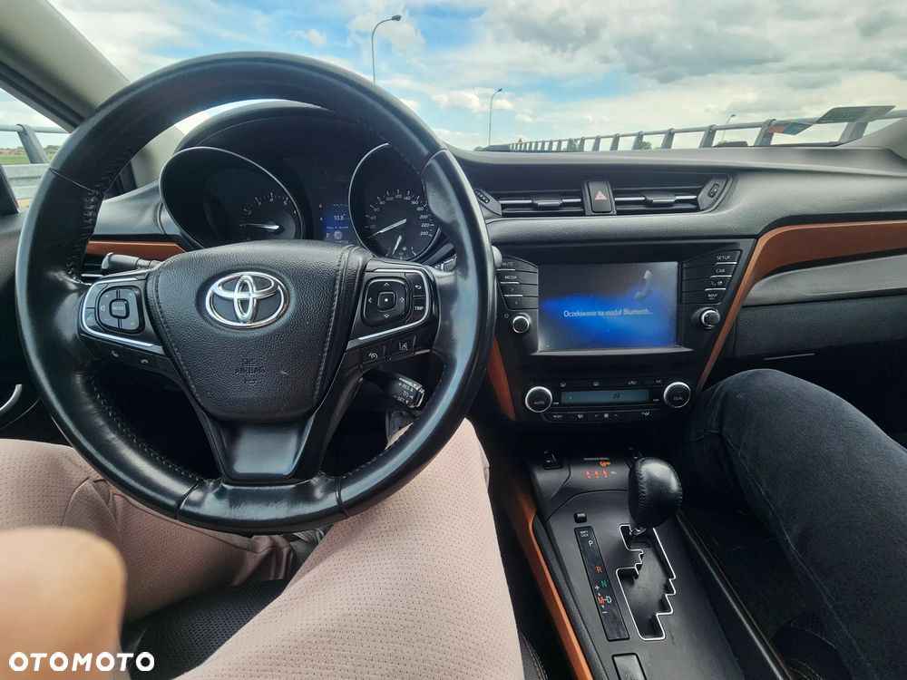 Toyota Avensis 1.8 Active MS - 13