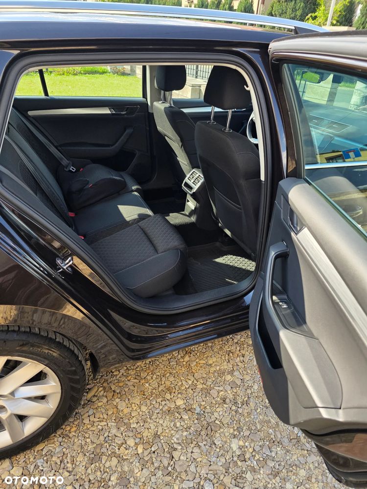 Skoda Superb 2.0 TDI SCR Ambition DSG - 15