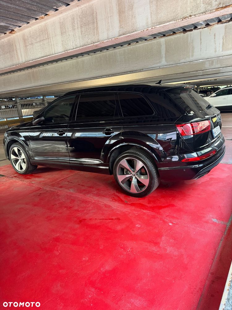 Audi Q7 - 6