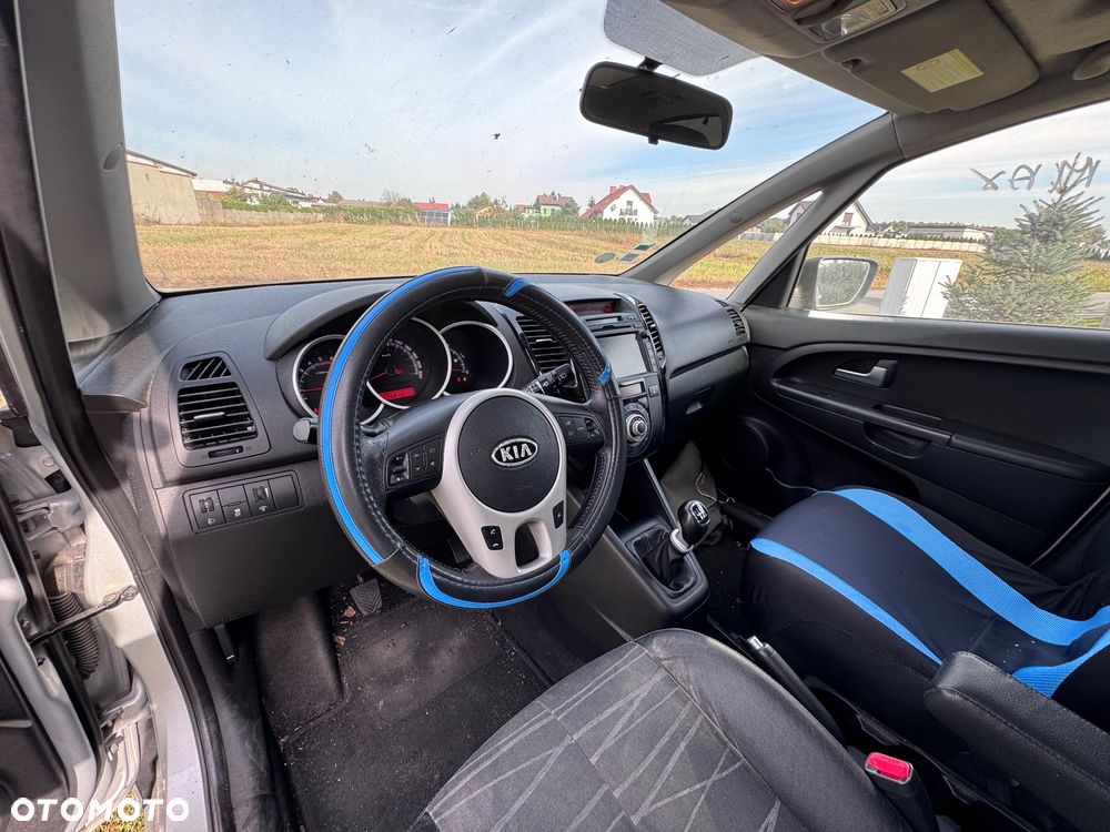 Kia Venga 1.6 CRDi 128 Dream-Team Edition - 7