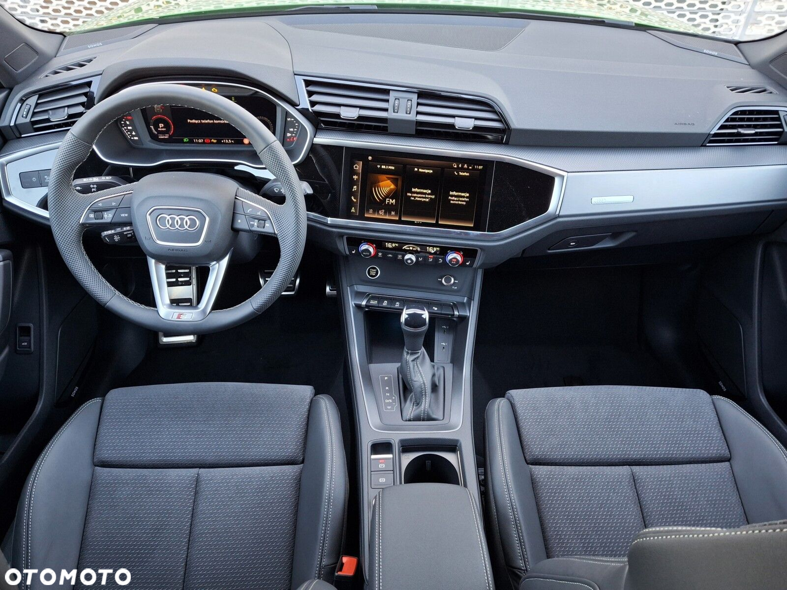 Audi Q3 - 18