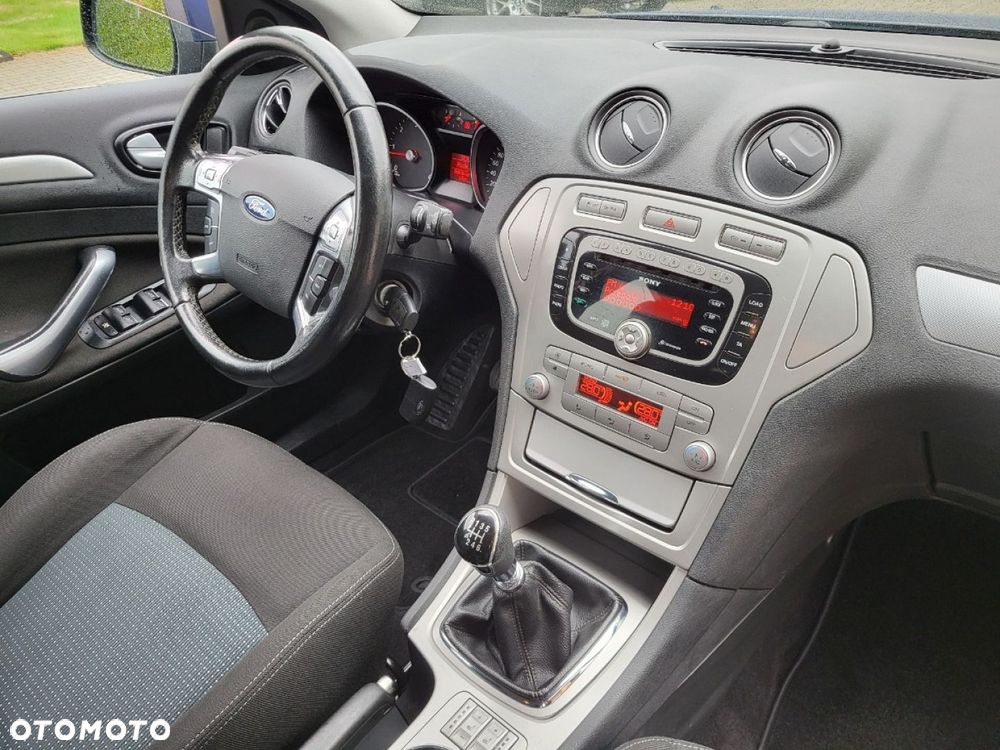 Ford Mondeo - 11