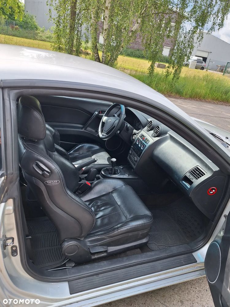 Hyundai Coupe - 11