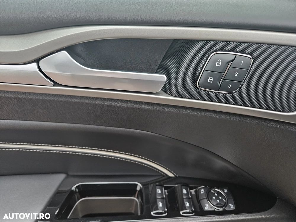 Ford Mondeo Vignale 2.0 TDCi Powershift AWD - 6