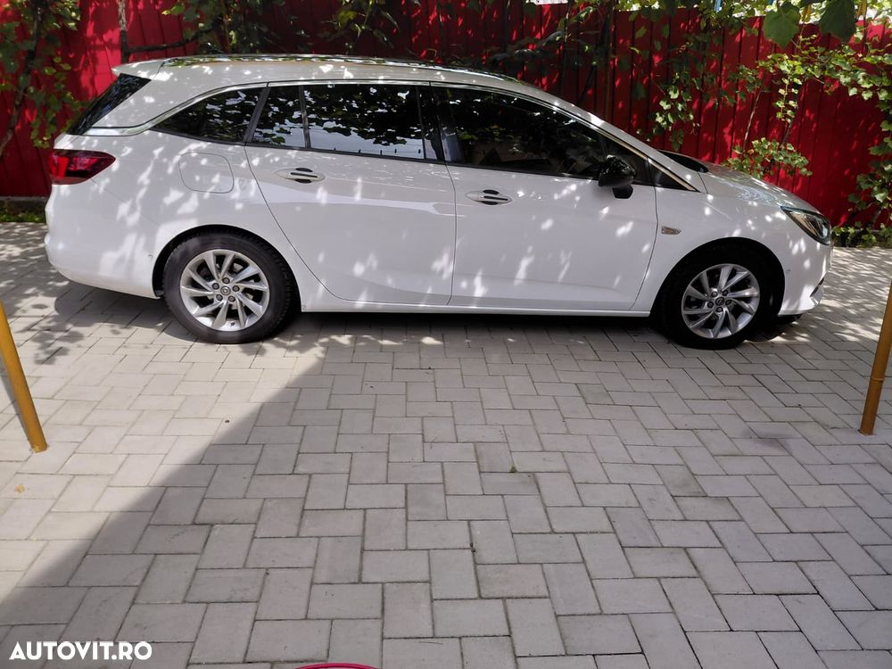Opel Astra 1.5 Start/Stop Aut. Elegance - 4