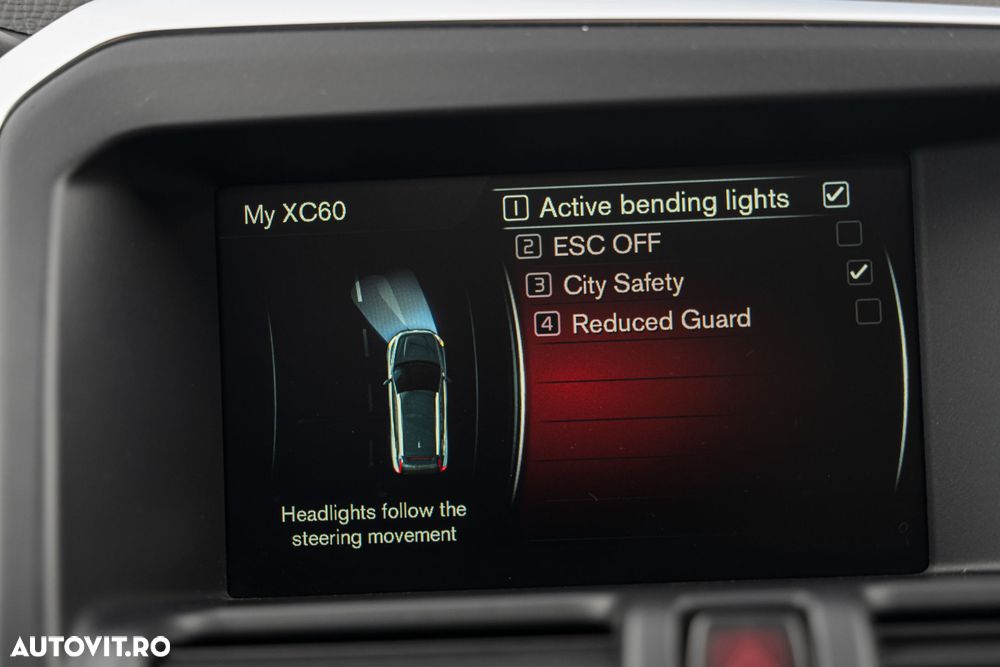 Volvo XC 60 D4 AWD Geartronic Inscription - 27