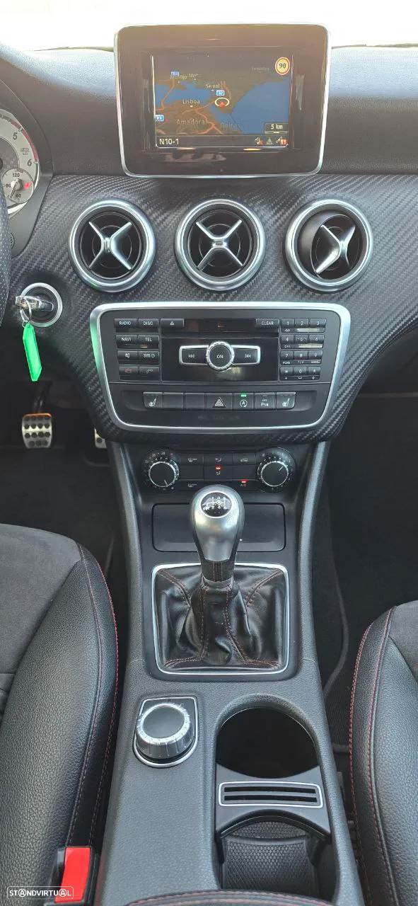Mercedes-Benz A 180 CDI (BlueEFFICIENCY) AMG Sport - 20
