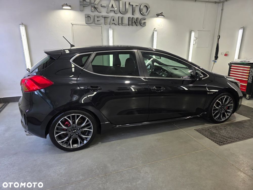 Kia Ceed 1.6 T-GDI GT - 13