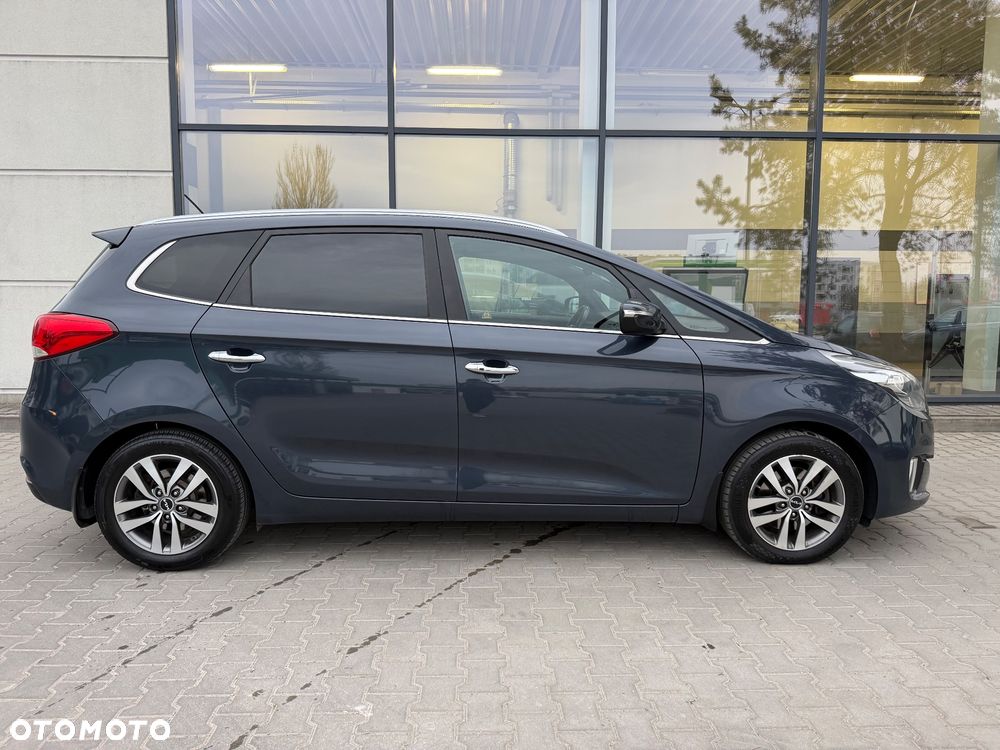 Kia Carens 1.7 CRDi XL 7os - 11