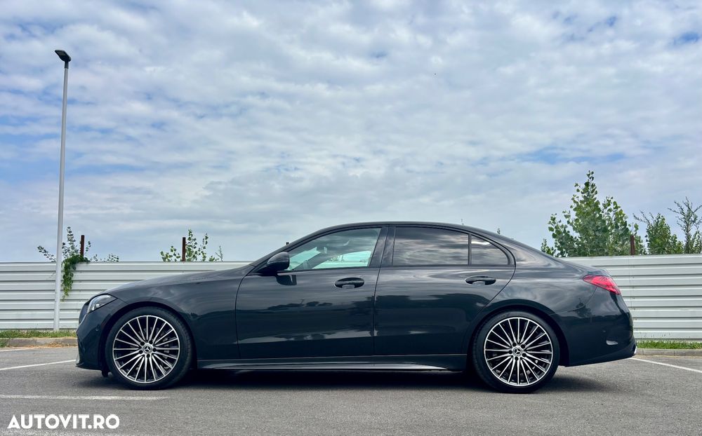 Mercedes-Benz C 180 9G-TRONIC AMG Line - 32
