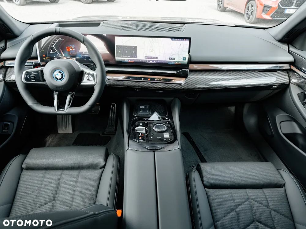 BMW Seria 5 530e PHEV - 6