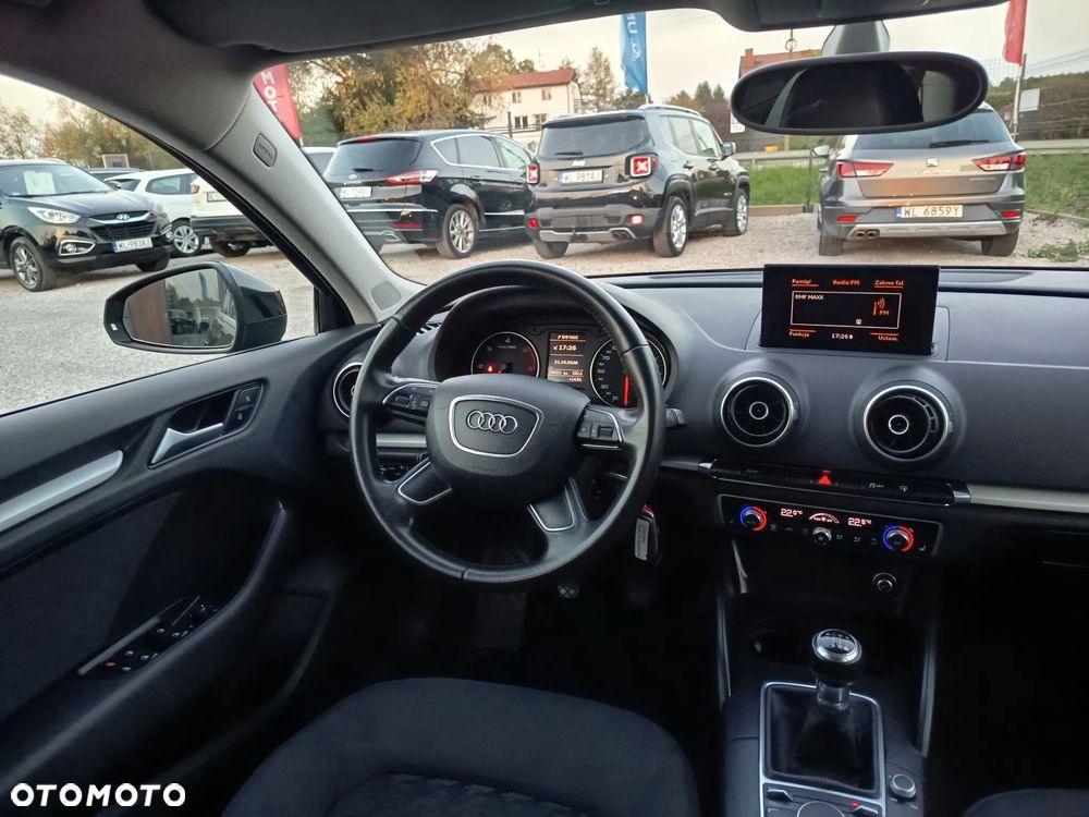 Audi A3 Sportback 1.6 TDI ultra Attraction - 18