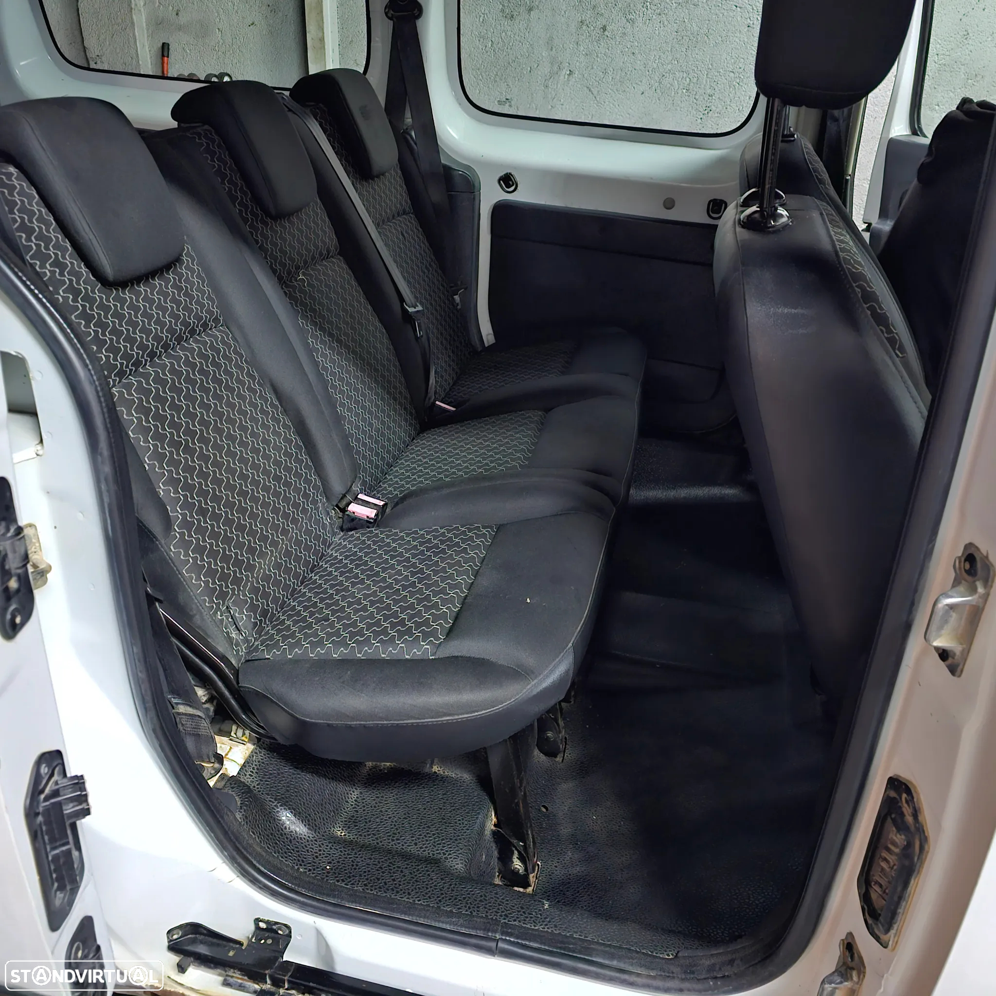 Renault Kangoo 1.5 dCi Luxe - 12