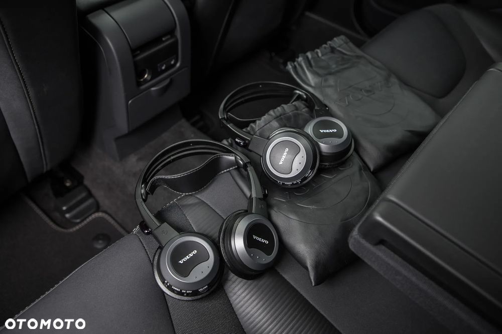 Volvo V60 T6 AWD Geartronic RDesign - 28