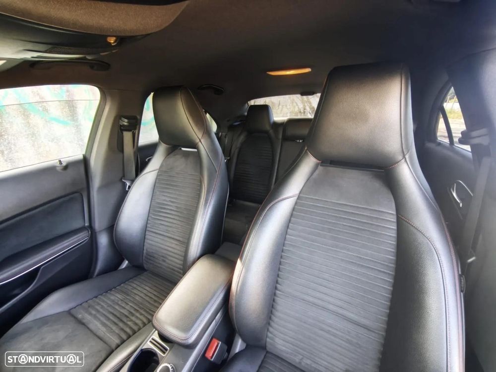 Mercedes-Benz CLA 200 - 36