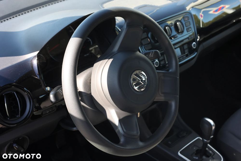 Volkswagen up! - 16