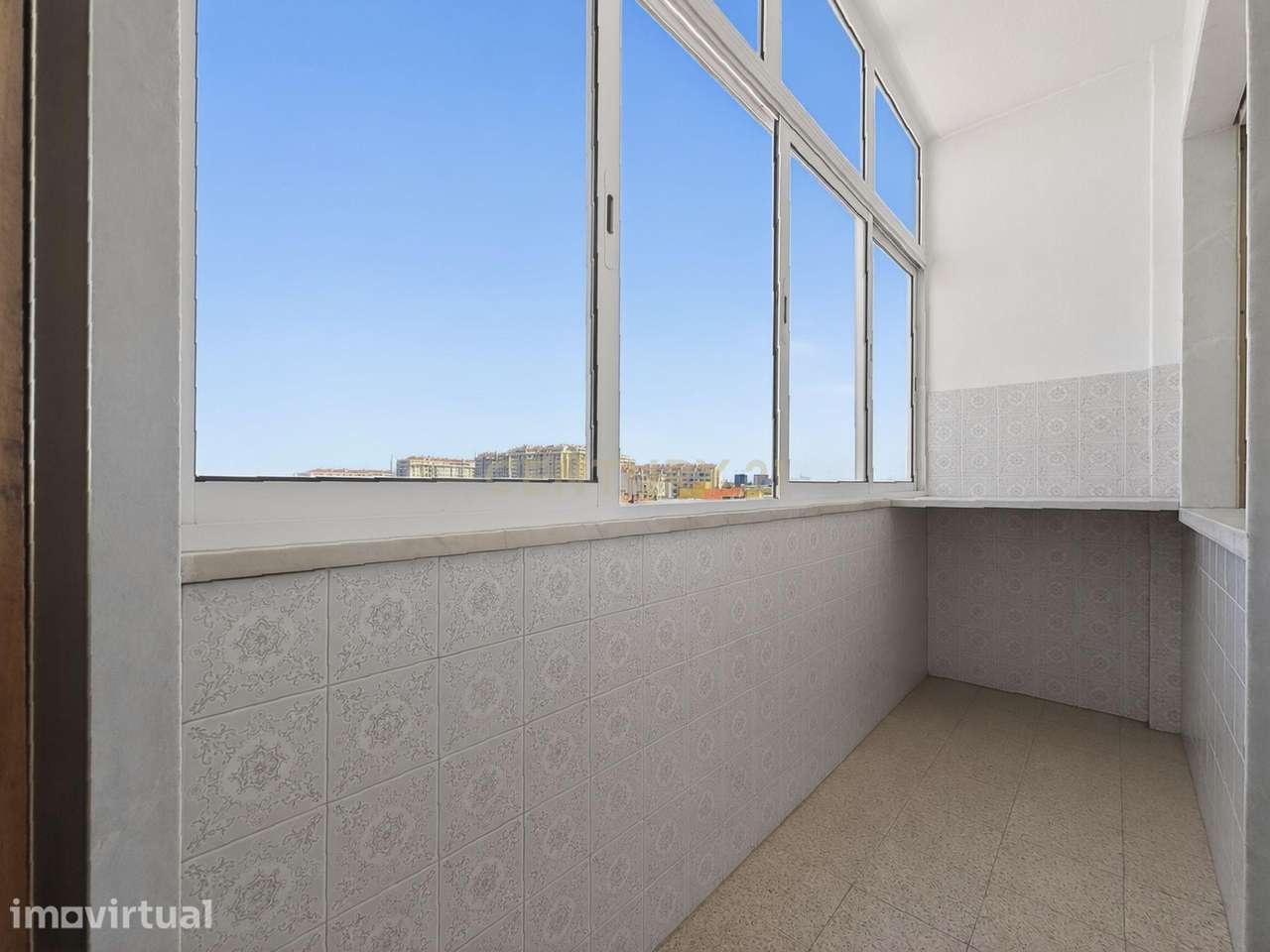 Apartamento T2 em Sacavém a 5 minutos Aeroporto de Lisboa - Grande imagem: 4/23