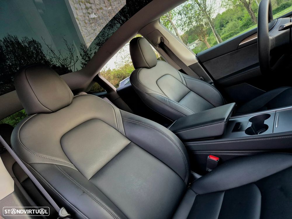 Tesla Model Y Tração Traseira - 31