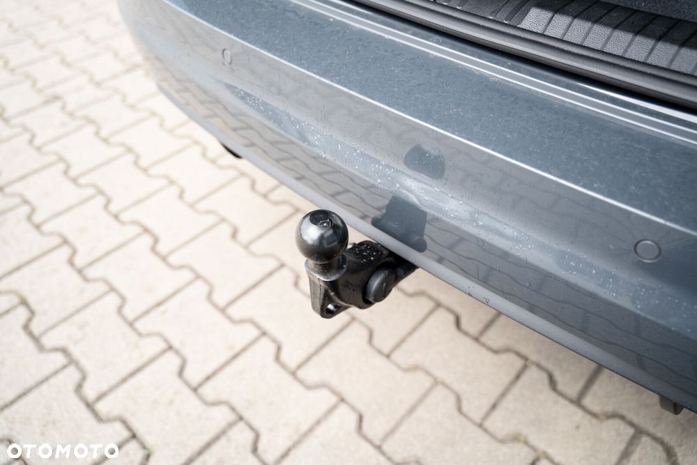 Volkswagen Touran - 14