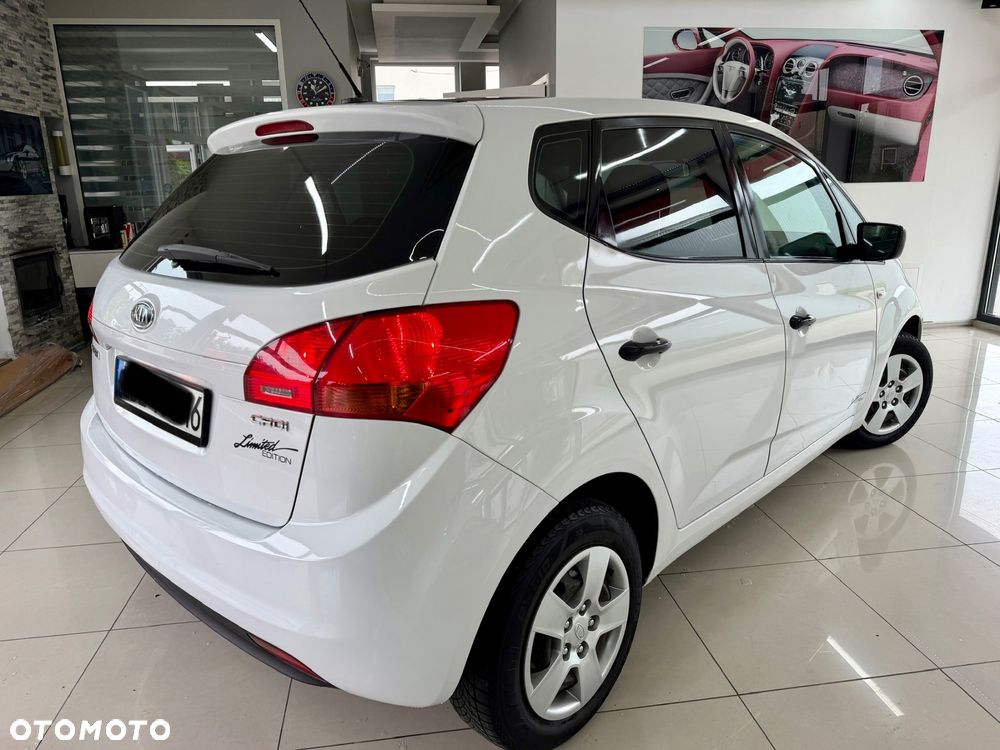 Kia Venga 1.4 CRDi M - 20
