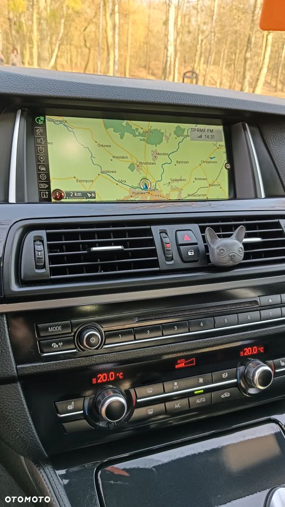 BMW Seria 5 525d xDrive - 25