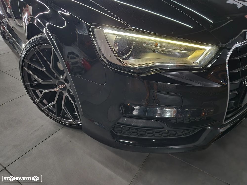Audi A3 1.6 TDI S-line - 2
