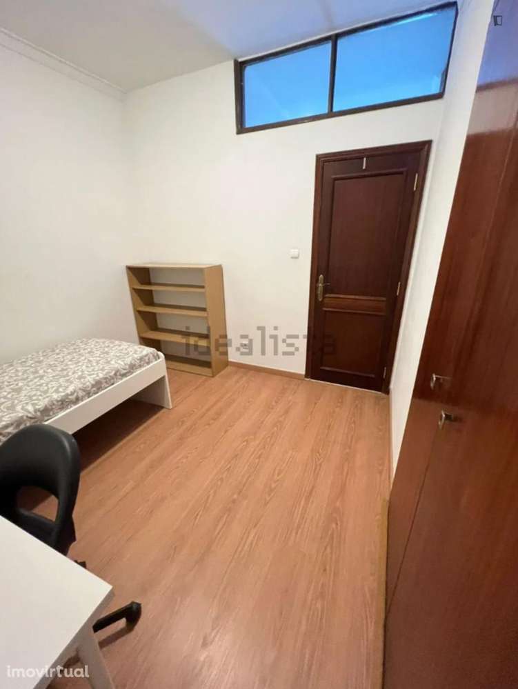 Quarto - localizado em Lumiar Lisbon - Grande imagem: 4/9