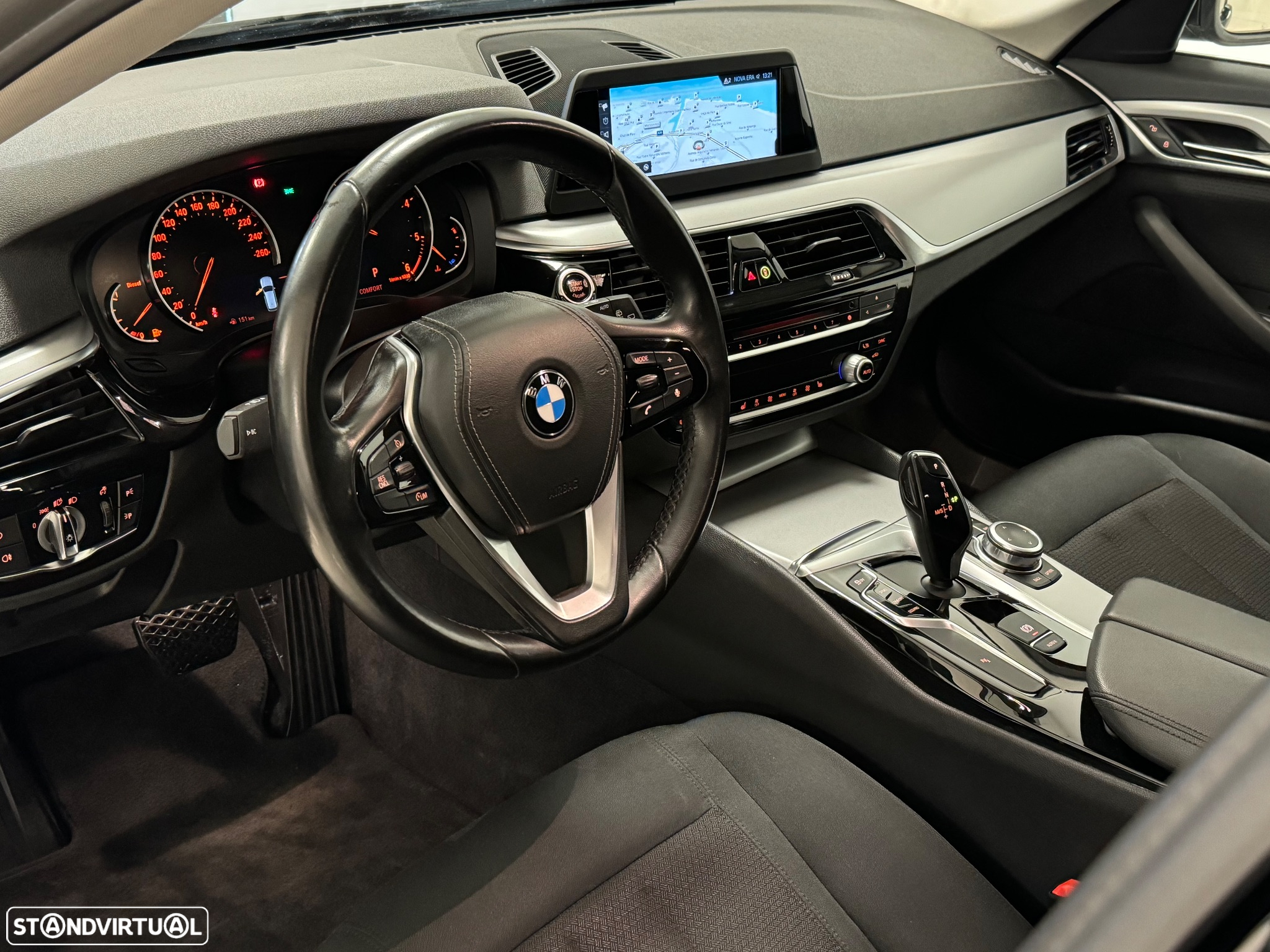 BMW 520 d Touring Aut. Sport Line - 28