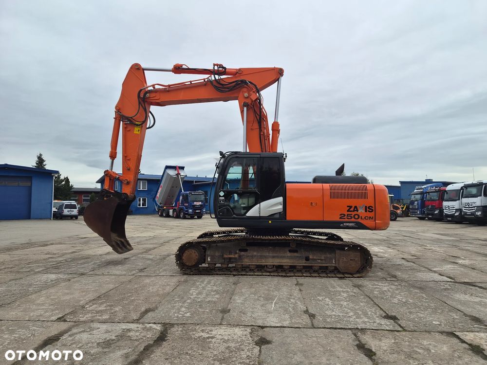 Hitachi ZX 250 LCN-5B spr z Niemiec - 6