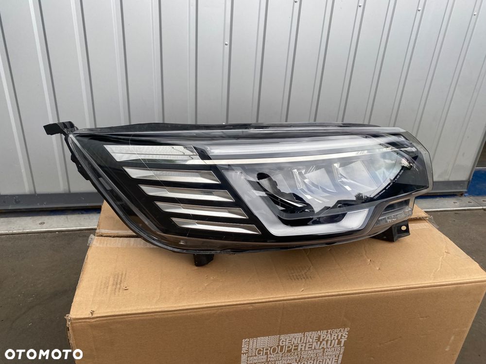 RENAULT TRAFIC III 3 lift 4 IV 2023r  Z DEMONTAŻU KOMPLETNA LAMPA PRZEDNIA PRAWA REFLEKTOR PRZEDNI PRAWY PRZÓD FULL LED LEDOWY 260102899R fulled - 4