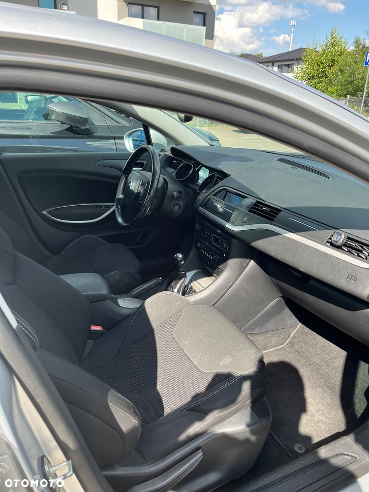 Citroën C5 1.6 HDi Attraction - 8