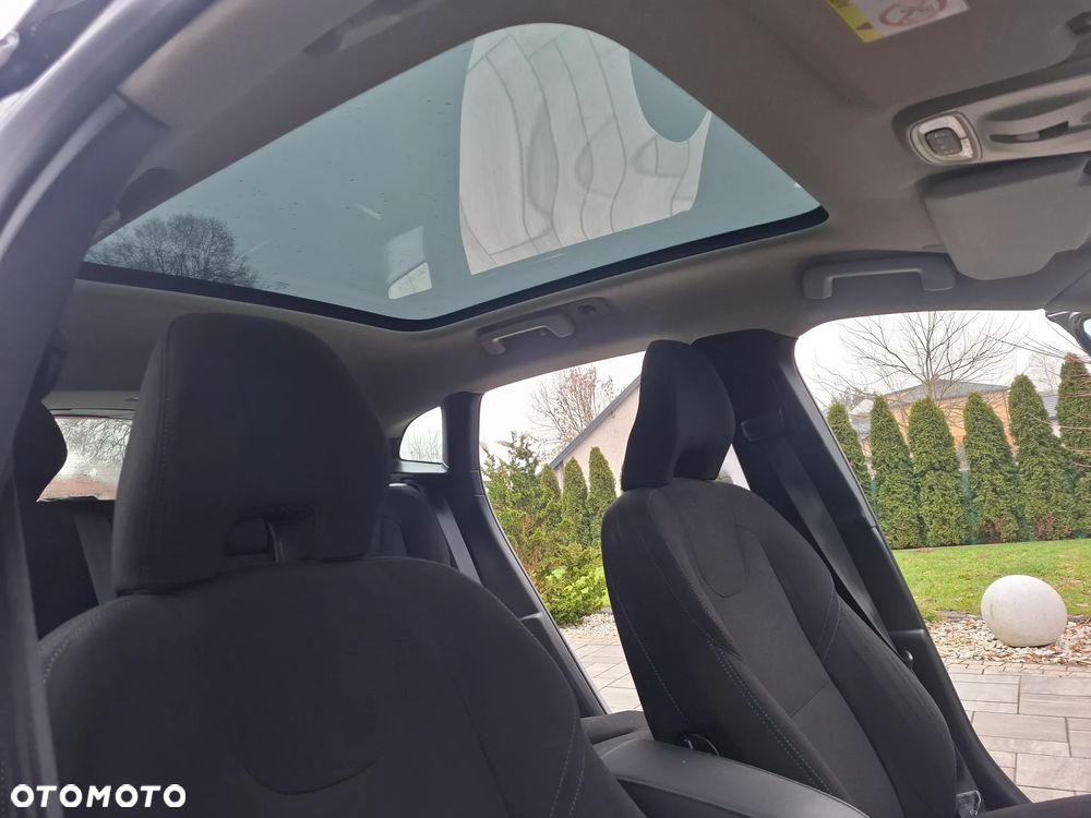 Volvo V40 T2 You - 30