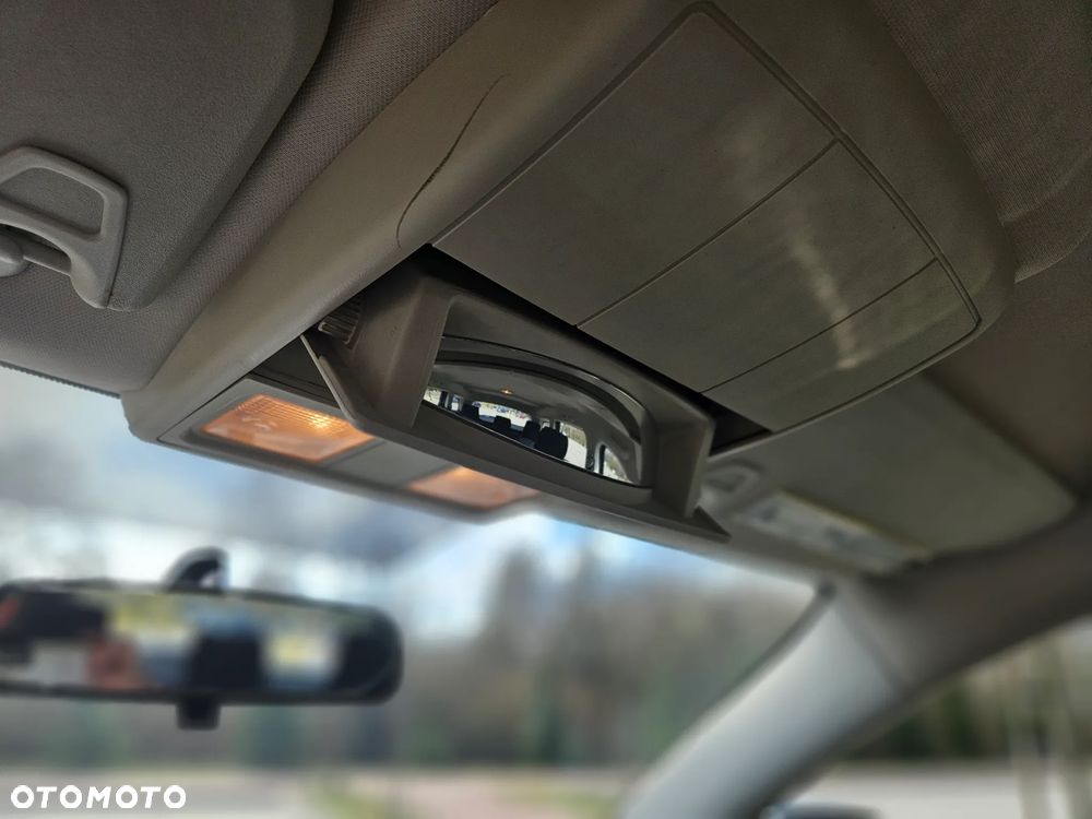 Dodge Journey 2.4 SE - 21