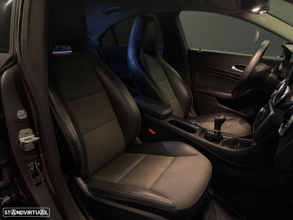Mercedes-Benz CLA 180 d AMG Line - 9